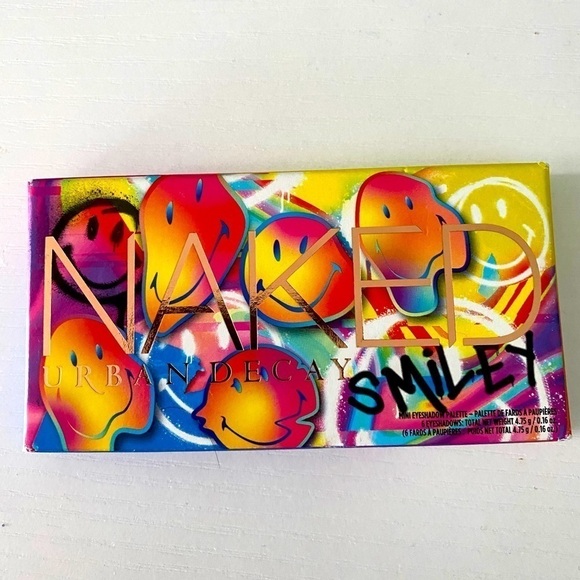 NEW - Urban Decay Naked Smiley Eyeshadow Pallet - Picture 1 of 4